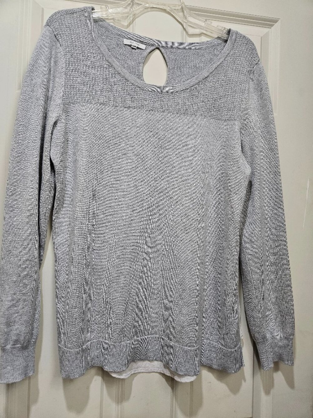 Maurices women's round neck lightweight pullover sweater